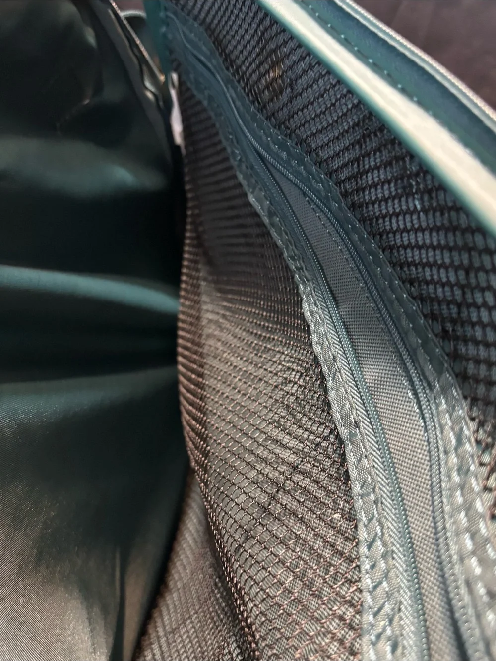 Vintage American Tourister Teal Expandable Travel Luggage Bag